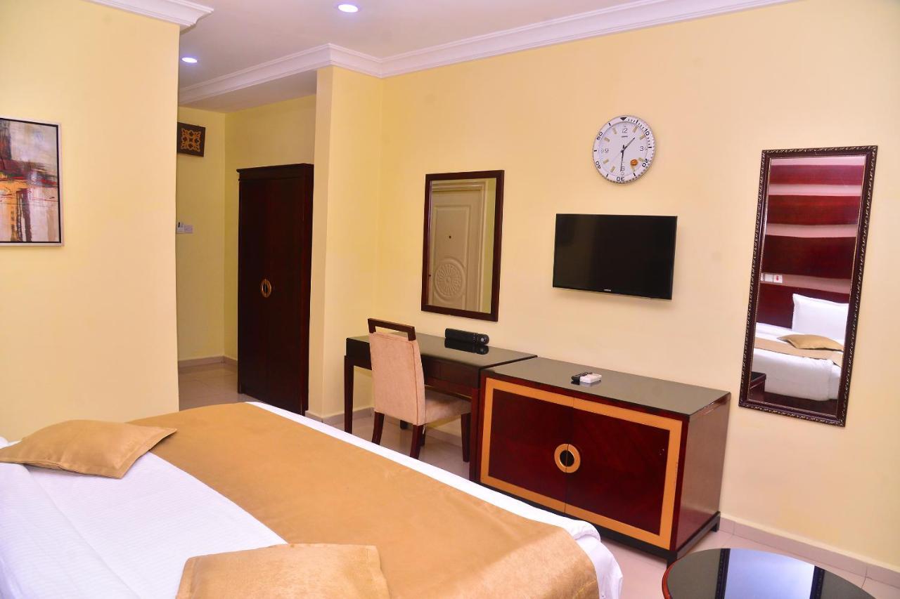 Best Western Meloch Hotel Awka Kültér fotó