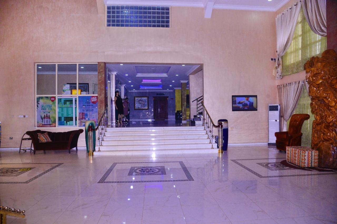 Best Western Meloch Hotel Awka Kültér fotó